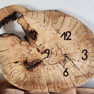 Horloge en bois